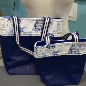 Set of two vinyl bags